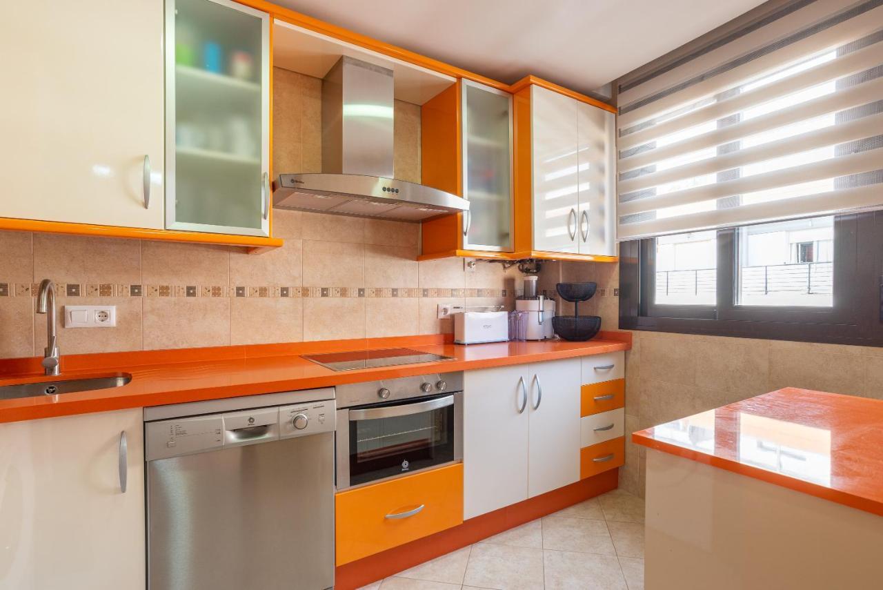 Principe De Asturias Parking Privado Apartment